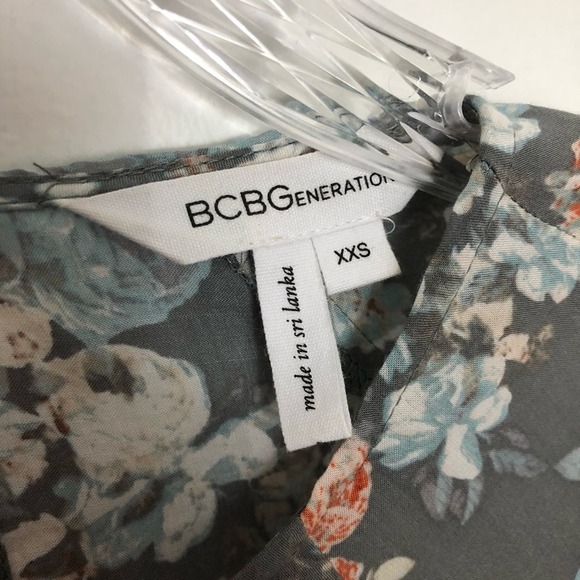 BCBGeneration Floral Blouse Grey Blue Size XXS - Picture 5 of 8